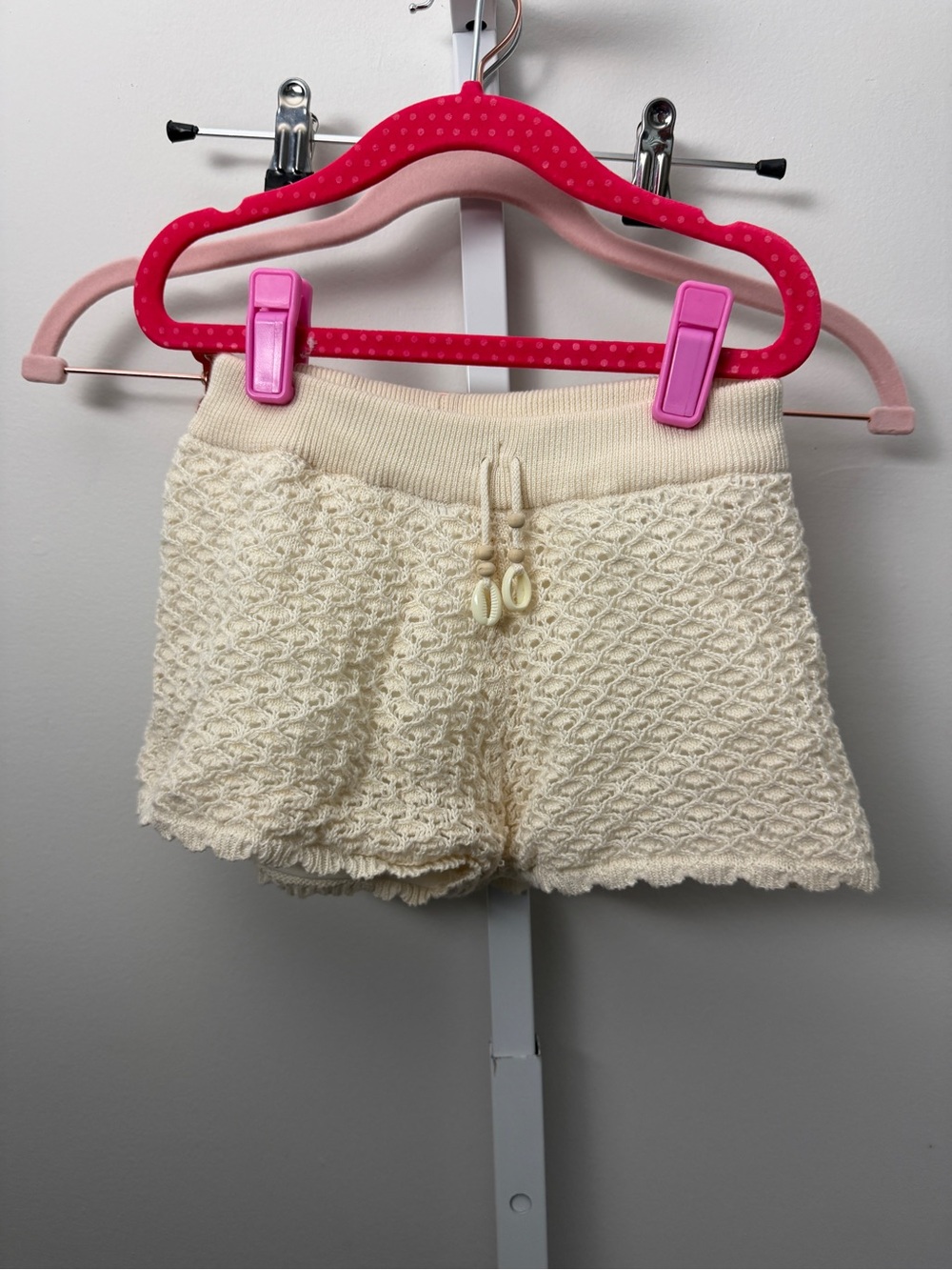 Zara Kids Cream Knit Shorts with Drawstring Waist size 8-9